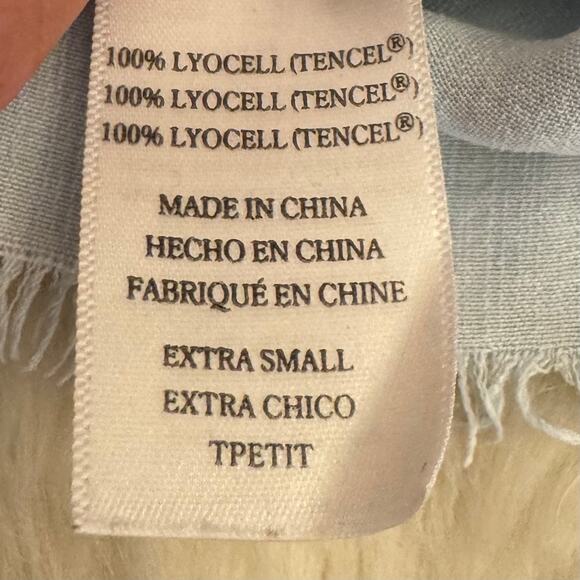 Rails Daphne Chambray Button Up Shirt Raw Hem XS - Picture 7 of 11